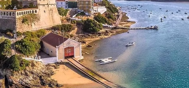 81814543_587343985382141_280329638802997